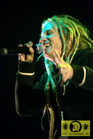 Likkle Lion (D) with The Ruff Cats - Chiemsee Reggae Festival - Übersee, Tent Stage 23. August 2008 (5).jpg